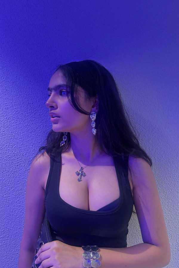 GuriAozWQAAjsgD?format=jpg&name=900x900