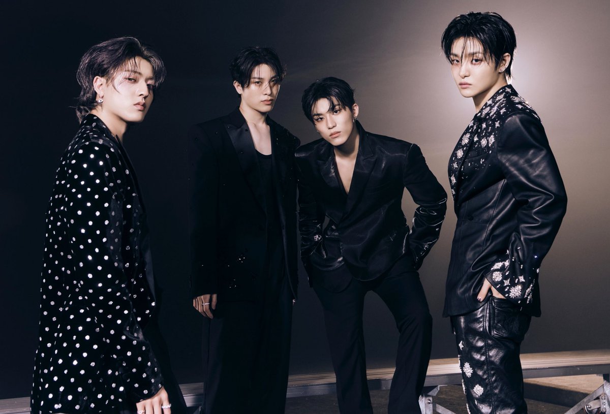 OH MY GOSH THESE VISUAL KINGS