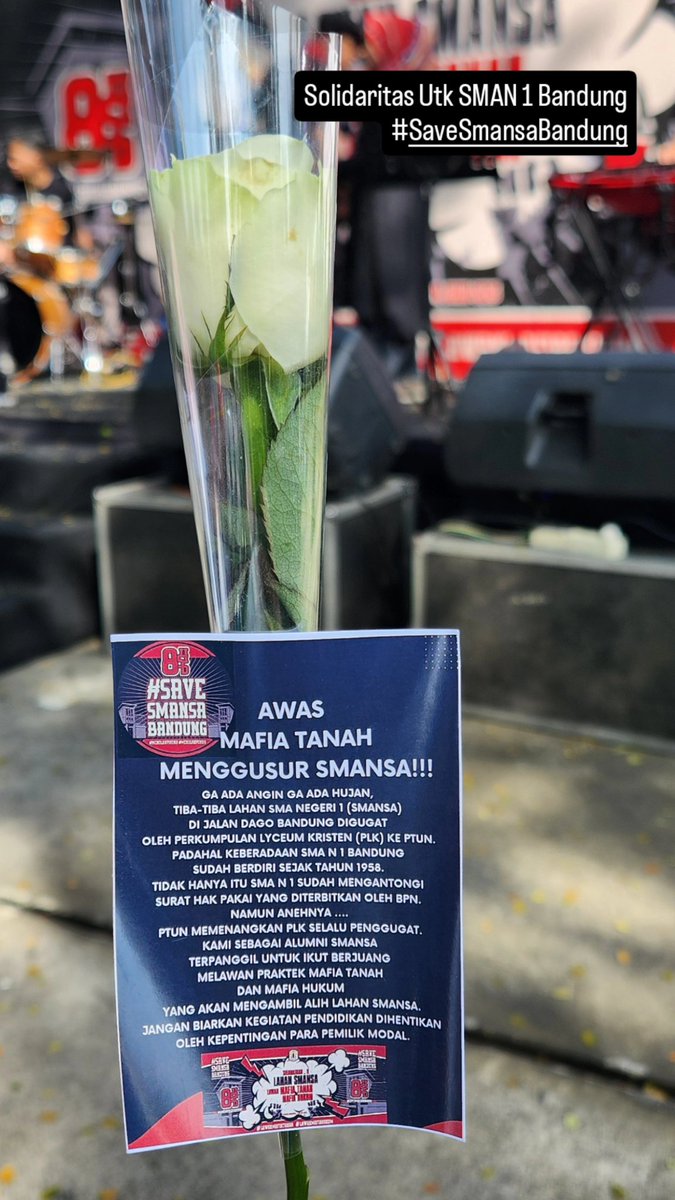 Solidaritas untuk <a href="/smansabandung/">SMA NEGERI 1 BANDUNG</a> dari kami Ikatan Keluarga Alumni <a href="/sman8bdg/">SMA Negeri 8 Bandung</a> ~ Delapan Coret