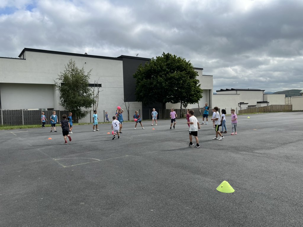 Bore braf gyda <a href="/BmoCoaching/">BMO Coaching</a> a lovely way to start the day with Bryn. Diolch Bryn ⚽️🏉🏅🏀