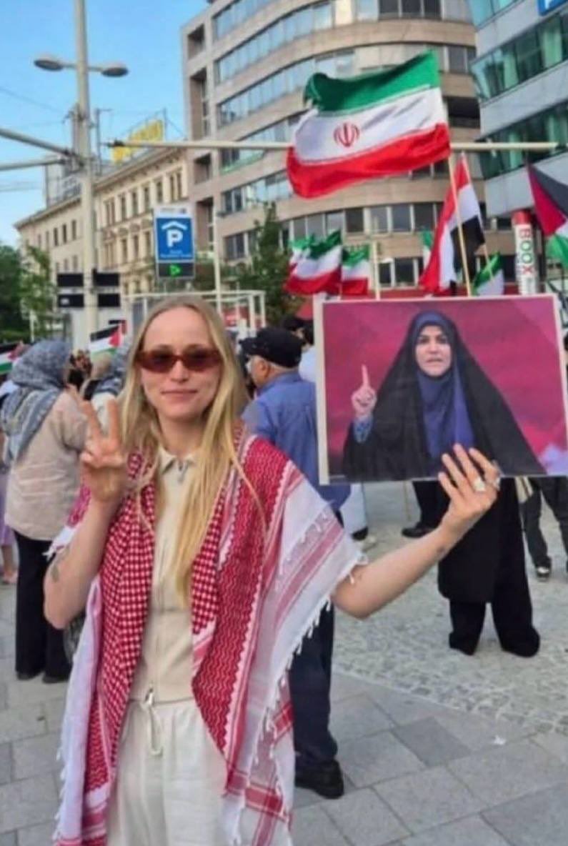 Als Michel Houellebecq vor 10 Jahren in seinem Roman „Unterwerfung“ eine Zukunftssatire entworfen hat, in der die Linken mit den Islamisten paktieren, habe ich noch mit den Augen gerollt über so viel simplifizierte Dummheit. Inzwischen hat die Welt uns an Dummheit überholt.