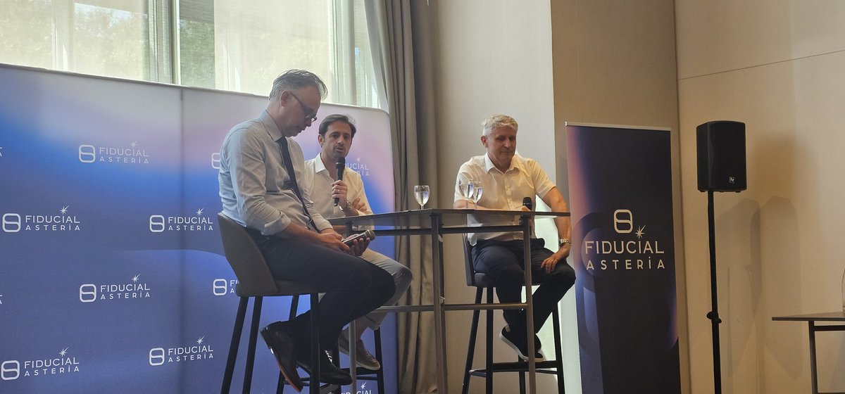 Info hors OL 

La nouvelle salle de concert, mitoyenne de la <a href="/LDLC_Arena/">LDLC Arena</a> va s'appeler la "Fiducial Astéria"