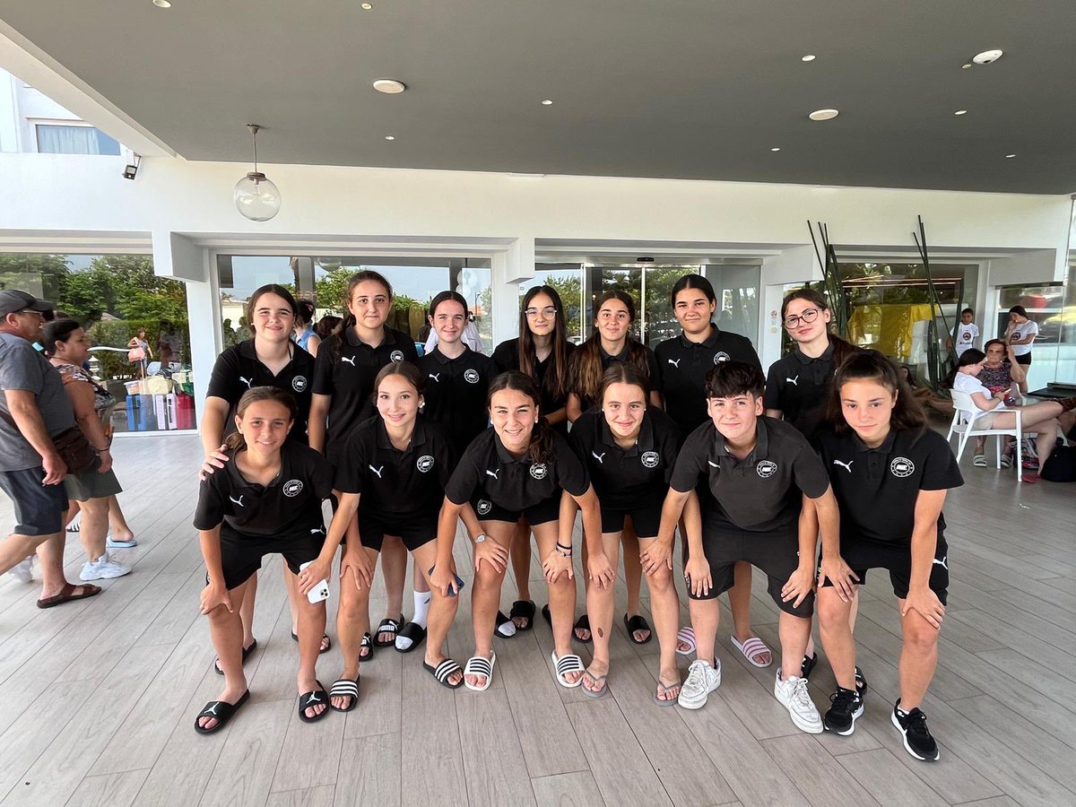 👏🔝 ¡Cómo han disfrutado las chicas de la #EscuelaAFECórdoba del Torneo Playas de Doñana!