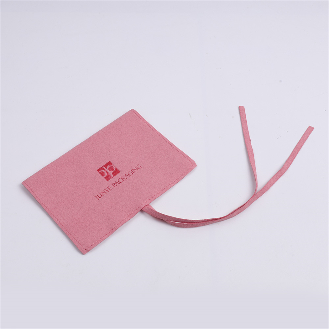 JunyeTracy's tweet photo. Hot sale envelope bag for jewelry! 😍
Custom with your own logo design!🔥
#EcoFriendly #PackagingDesign #junye #box #paperbox #giftbox #jewelrybox #apparel #jewelry #pouch #jewellery #jeweler #packaging #jewel #shirt #clothes https://t.co/izBR9FdMHS