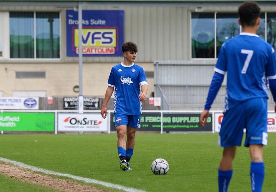 Signed ✍️

We are delighted to announce the signing of Angelo Harris from Infinity! 

Angelo amassed 18 goals in 23 starts for Infinity last season as they narrowly missed out on promotion reaching the Southern Combination Division 1 play off final. 

Sponsorship available🦌💙
