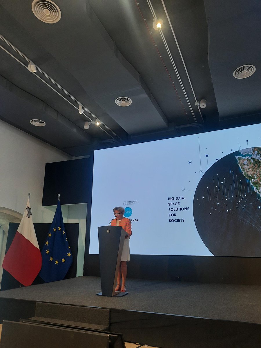 🌐 Day 1 of the Big Data: Space Solutions for Society events continues with: 

Keith Azzopardi Tanti, Parliamentary Secretary for Youth, Research and Innovation;

Dominique Tilmans, President Eurisy;