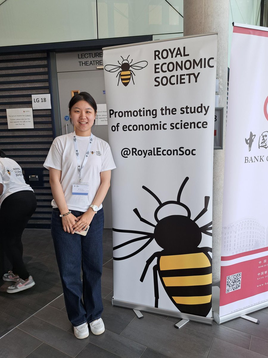 RoyalEconSoc's tweet image. Day 1 of #RES2025 is here! 🎉

📢 11:00 – Presidential Address w/ Prof Mary S. Morgan
🧠 16:15 – Special Sessions on inequality, housing &amp;amp; investment
🥂 18:15 – Evening Reception @ Birmingham Council House

Let’s get started!

#EconTwitter #RESConference @unibirmingham