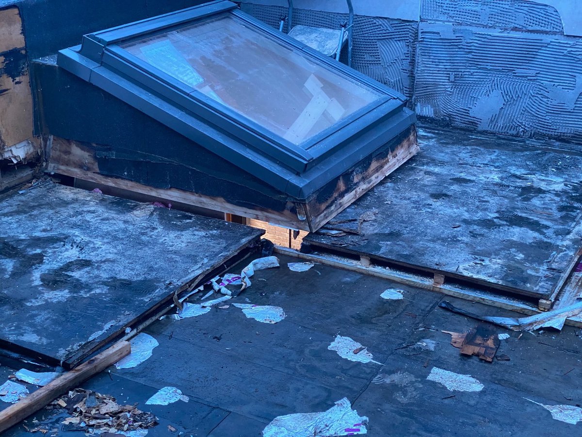 Dan Bruce tweet media