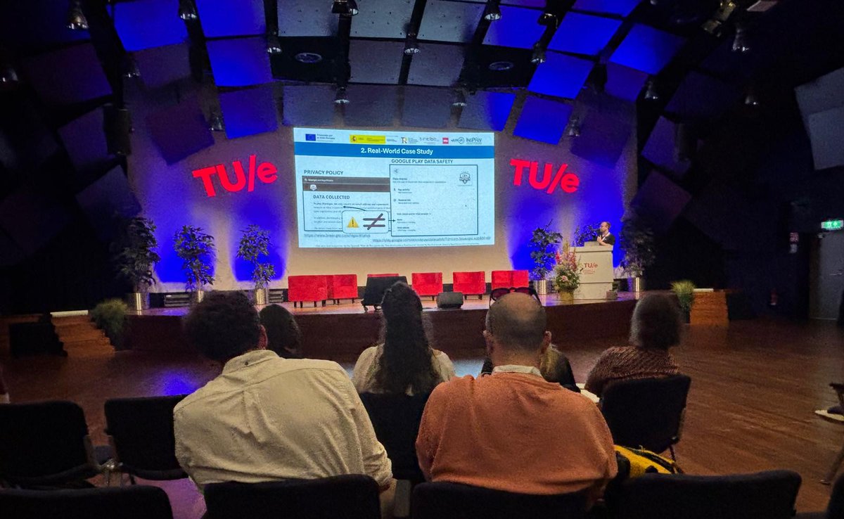 IngPrivUVa (@ingprivuva) on Twitter photo ¡Nuestro compañero <a href="/peres317/">~Pérez¶</a> acaba de presentar en <a href="/EWAFWorkshop/">European Workshop on Algorithmic Fairness</a> ! Fake Transparency: When Mobile Apps Say One Thing but Do Another
Para entender qué hacen realmente las apps con nuestros datos y proteger la #privacidad
#AppPI #IngPriv #ProyectosCiber #NextGenerationEU <a href="/INCIBE/">INCIBE</a> ¡Nuestro compañero <a href="/peres317/">~Pérez¶</a> acaba de presentar en <a href="/EWAFWorkshop/">European Workshop on Algorithmic Fairness</a> ! Fake Transparency: When Mobile Apps Say One Thing but Do Another
Para entender qué hacen realmente las apps con nuestros datos y proteger la #privacidad
#AppPI #IngPriv #ProyectosCiber #NextGenerationEU <a href="/INCIBE/">INCIBE</a>