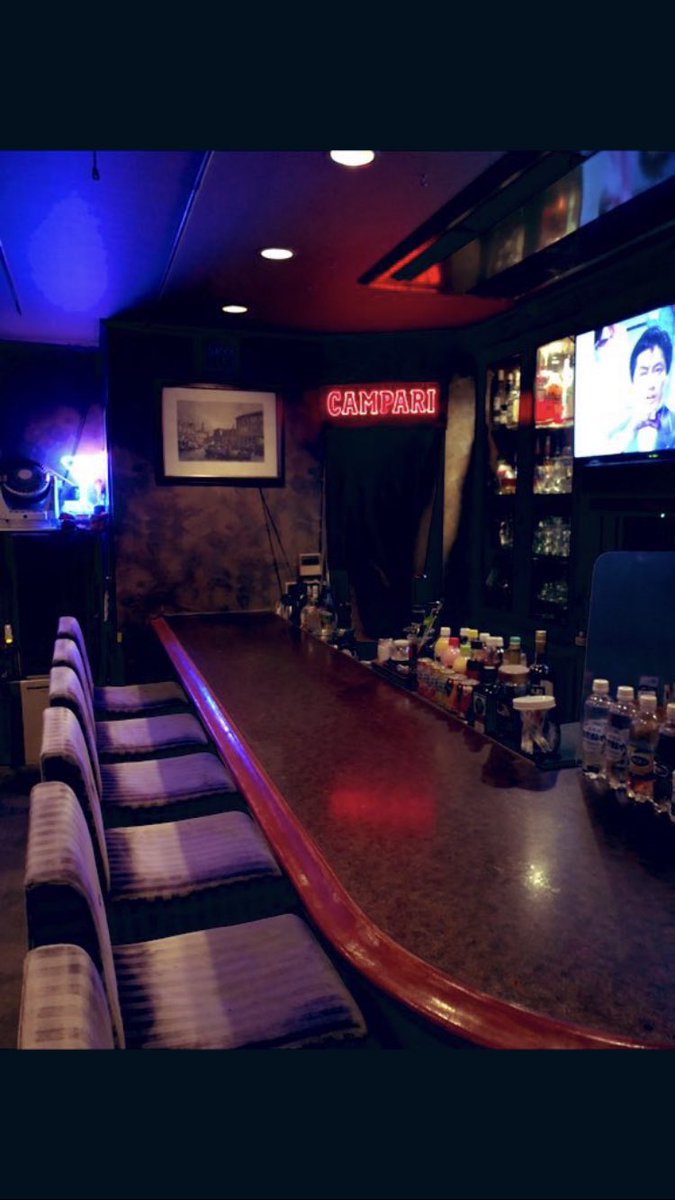 本日６/30(月曜日)も
既に18時よりオープンしております✌️
(ポストが遅くなって御免なさい🙇‍♂️)

明日から7月🌻ですが
これからの夏の暑さを乗り切っていきましょう(^^)v

当店でもクーラーで🎐涼みにいらしてくださいね🙂

今晩も皆様のご来店を心よりお待ちいたしております🙇‍♂️