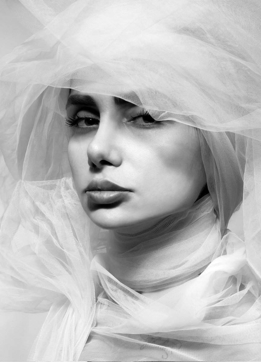 t e y h u (@_teyhu) on Twitter photo GM โจ๏ธ๐ค
A silence deeper than a thousand screams...
my gaze tells all the untold stories.
And Thank you, my dear <a href="/404ErrorMind/">LUPINโs MIND</a> ๐ค๐ซถ
for collecting this piece before I tweeted it.
I'm glad you like it ๐ ๐ป GM โจ๏ธ๐ค
A silence deeper than a thousand screams...
my gaze tells all the untold stories.
And Thank you, my dear <a href="/404ErrorMind/">LUPINโs MIND</a> ๐ค๐ซถ
for collecting this piece before I tweeted it.
I'm glad you like it ๐ ๐ป