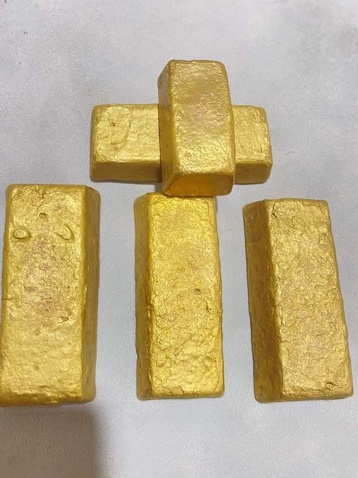 Gold for Sale – Available in the Philippines
Price: $35,000 USD per Kilogram
Up to 500 KG Supply Available

We are offering premium-quality Raw Gold Dust, Gold Nuggets, and Refined Gold Bars

Contact for Serious Inquiries:
WhatsApp / Call: +63 968 758 6572