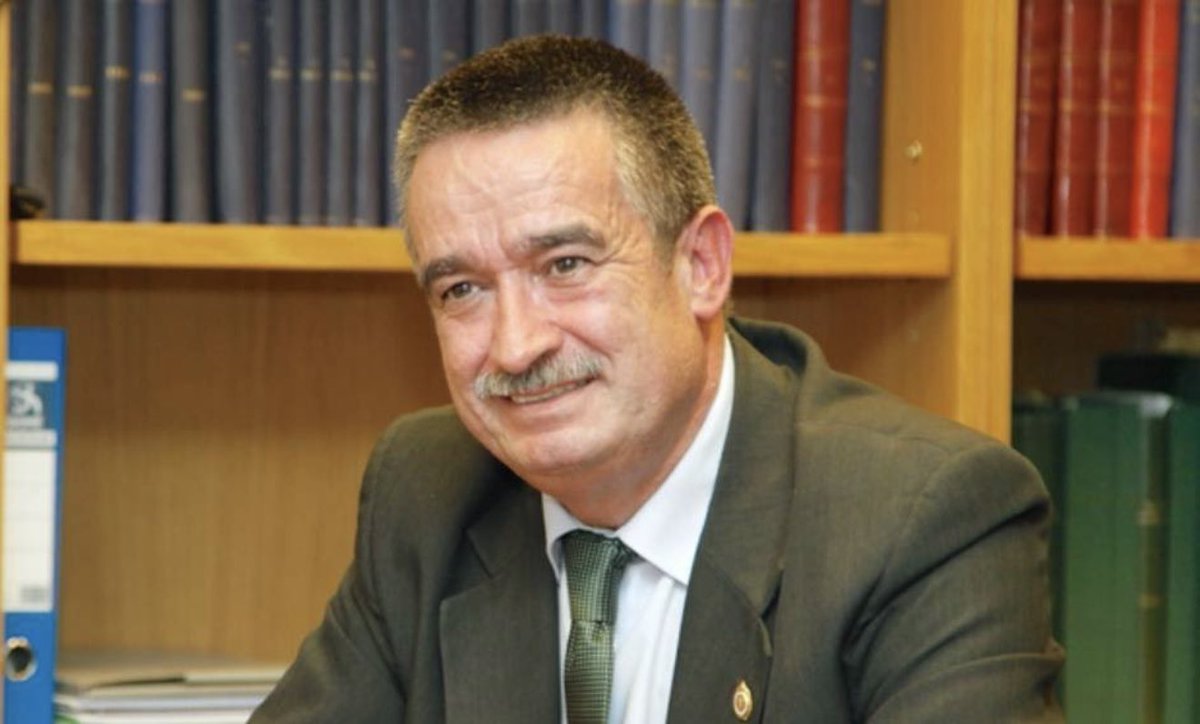 mariajocesm's tweet photo. ❌Decían que era un recorte temporal… en 2010.

🩺 16 años después, a un médico con 10 trienios le faltan 19.563 € en sus pagas extras.

👎Ni pandemias, ni aplausos, ni promesas lo han arreglado 

📄 Informe demoledor de @VicenteMatasA ⤵️ https://t.co/M74GHUJumf

@cesmmur https://t.co/aeuUwx7jUj