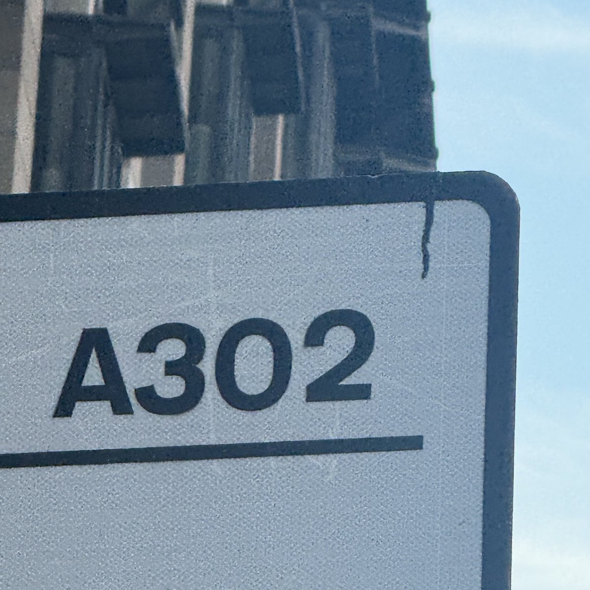 런던에서 32 찾기