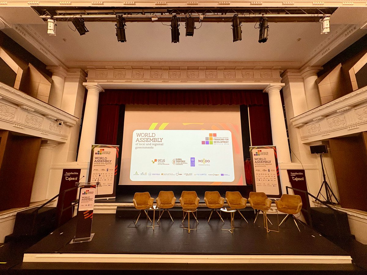 🟡Estamos en Sevilla, ciudad anfitriona de la Asamblea Mundial de los Gobiernos Locales y Regionales en el marco de la #FfD4!

🌐Reafirmando la apuesta de los #LRGs por el multilateralismo y la reforma del marco financiero mundial🤝

¡Les esperamos!