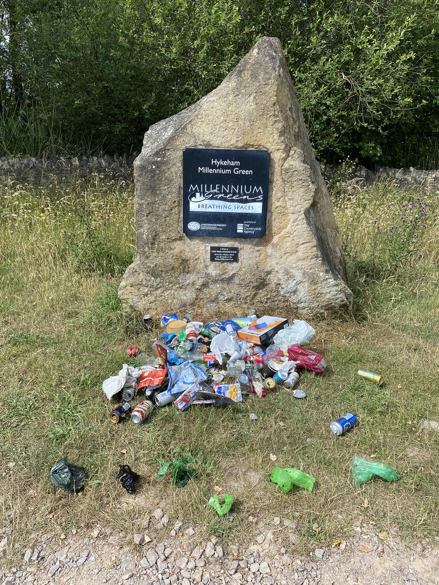 This mornings weekend litter haul picked by the <a href="/hillholtwood/">Hill Holt Wood</a> CountrysideNK Ranger on <a href="/NorthKestevenDC/">North Kesteven District Council</a> Millennium Green this morning. Enjoyed by all ages and sadly littered by all ages. Adult dog owners what colour is your slung/dropped filled dog poo bag today?