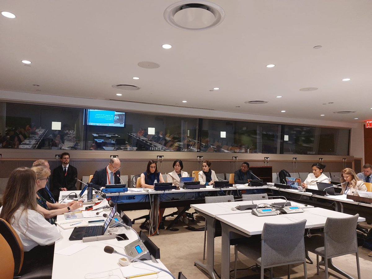 United Nations Institute for Disarmament Research (@unidir) on Twitter photo Last week in New York, UNIDIR’s <a href="/HSalama_1/">Hana Salama</a> joined a discussion on promoting women’s full and effective participation in ammunition management 🌍💬
Co-hosted by UNIDIR, <a href="/AustriaUN/">Austria UN</a>, <a href="/UN_Disarmament/">ODA</a> and <a href="/SmallArmsSurvey/">small arms survey</a>, the event spotlighted barriers to inclusion 🤝 Last week in New York, UNIDIR’s <a href="/HSalama_1/">Hana Salama</a> joined a discussion on promoting women’s full and effective participation in ammunition management 🌍💬
Co-hosted by UNIDIR, <a href="/AustriaUN/">Austria UN</a>, <a href="/UN_Disarmament/">ODA</a> and <a href="/SmallArmsSurvey/">small arms survey</a>, the event spotlighted barriers to inclusion 🤝