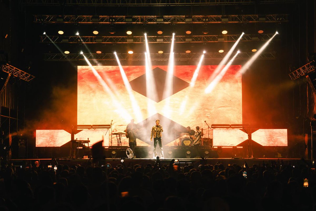 Hontza Produkzioak (@hontzap) on Twitter photo <a href="/shinovaoficial/">Shinova (oficial)</a> y la despedida de junio 2025:
"🔥 Vaya locura de fin de semana. De Valladolid a Motilla del Palancar y dos noches espectaculares en el <a href="/Conexion_Spain/">CONEXIÓN (Festival + Ciclo + TV)</a> y #MembraFest .
Os queremos!❤️🔥".
📸: <a href="/agenciawitis/">Agencia Witis</a>
#shinova #elpresente #elpresentetour #festivales #Festival <a href="/shinovaoficial/">Shinova (oficial)</a> y la despedida de junio 2025:
"🔥 Vaya locura de fin de semana. De Valladolid a Motilla del Palancar y dos noches espectaculares en el <a href="/Conexion_Spain/">CONEXIÓN (Festival + Ciclo + TV)</a> y #MembraFest .
Os queremos!❤️🔥".
📸: <a href="/agenciawitis/">Agencia Witis</a>
#shinova #elpresente #elpresentetour #festivales #Festival