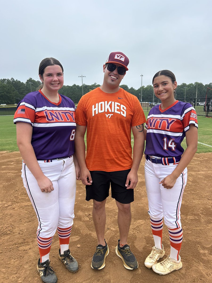 Olivia De Angelis tweet media