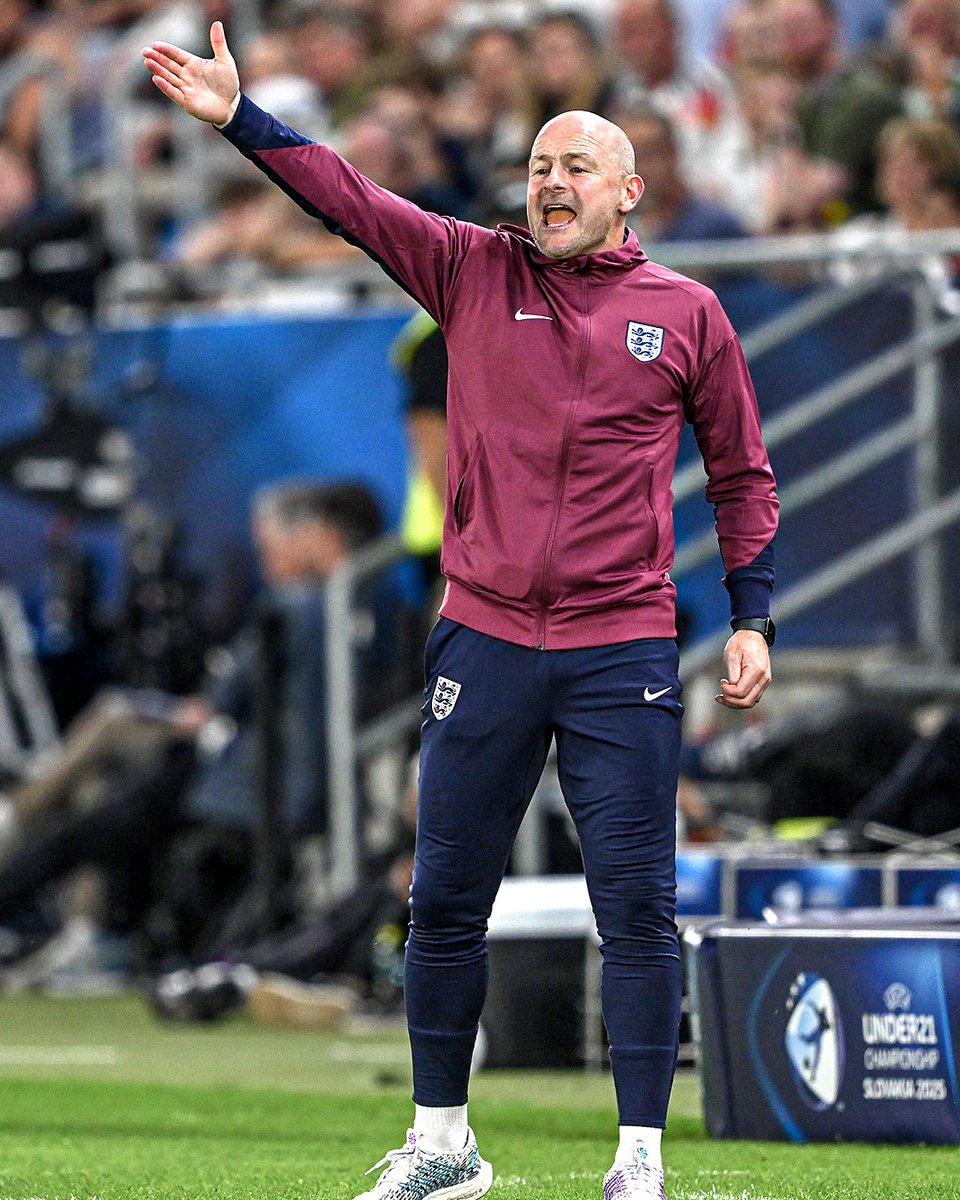 Lee Carsley has now achieved his second European Under-21 Championship success after England beat Germany to win back-to-back tournaments. 🏴󠁧󠁢󠁥󠁮󠁧󠁿🏆

#YoungLions
