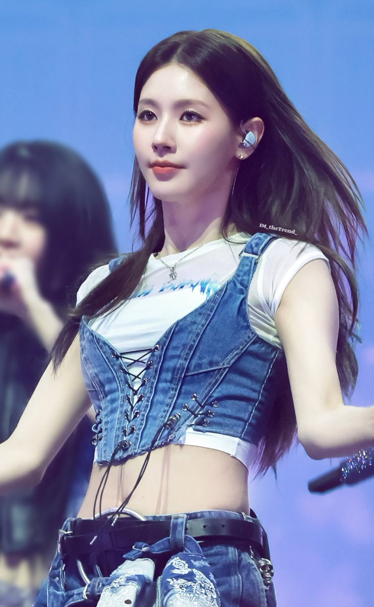 IM_theTrend_'s tweet image. 20250621 SMA
Prettyyy๐
#์์ด๋ค #IDLE #GIDLE
#MIYEON #๋ฏธ์ฐ