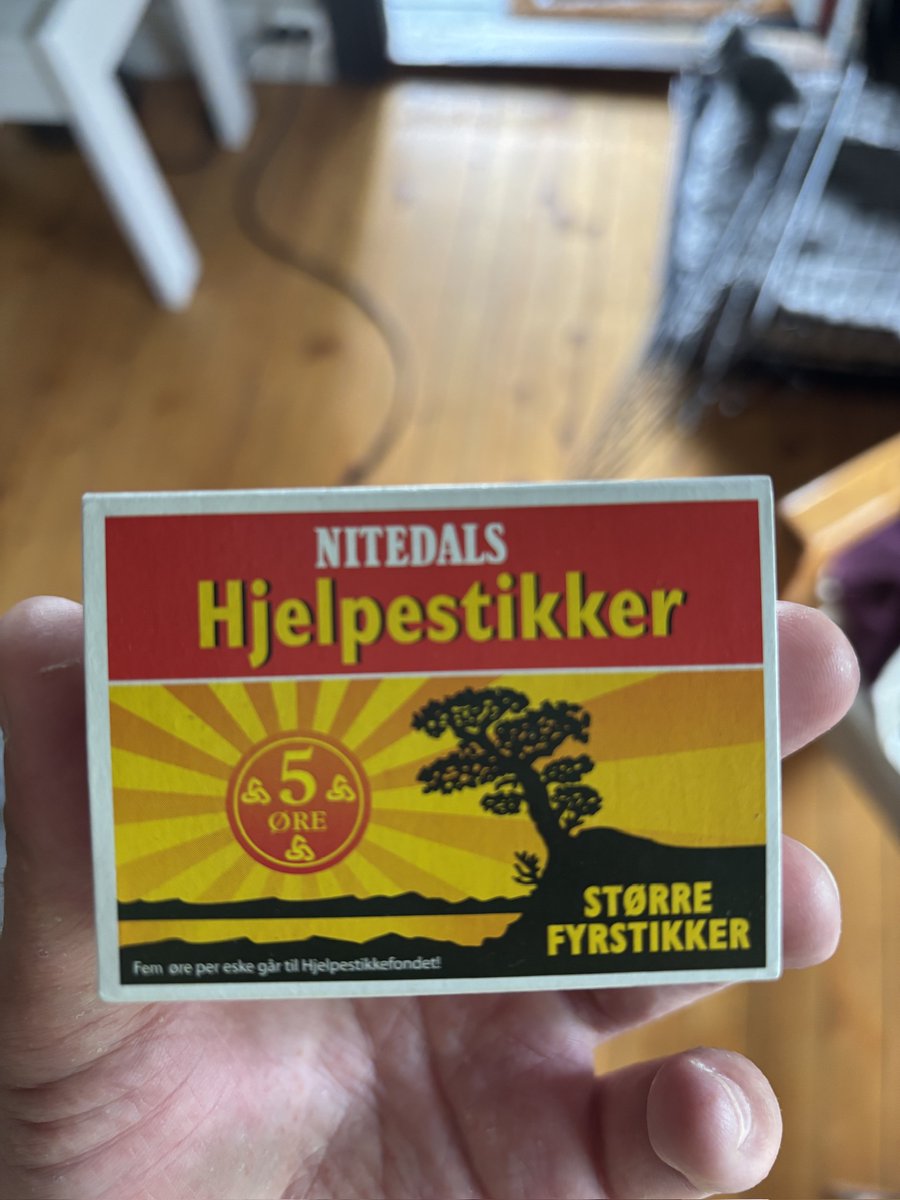 Norwegian's a funny Lego-like language sometimes.

Matches → "Helping sticks"
Dentist → "Tooth doctor"
Airport → "Fly place"

If I don’t know the word,  I just stack two I do and pray for the best