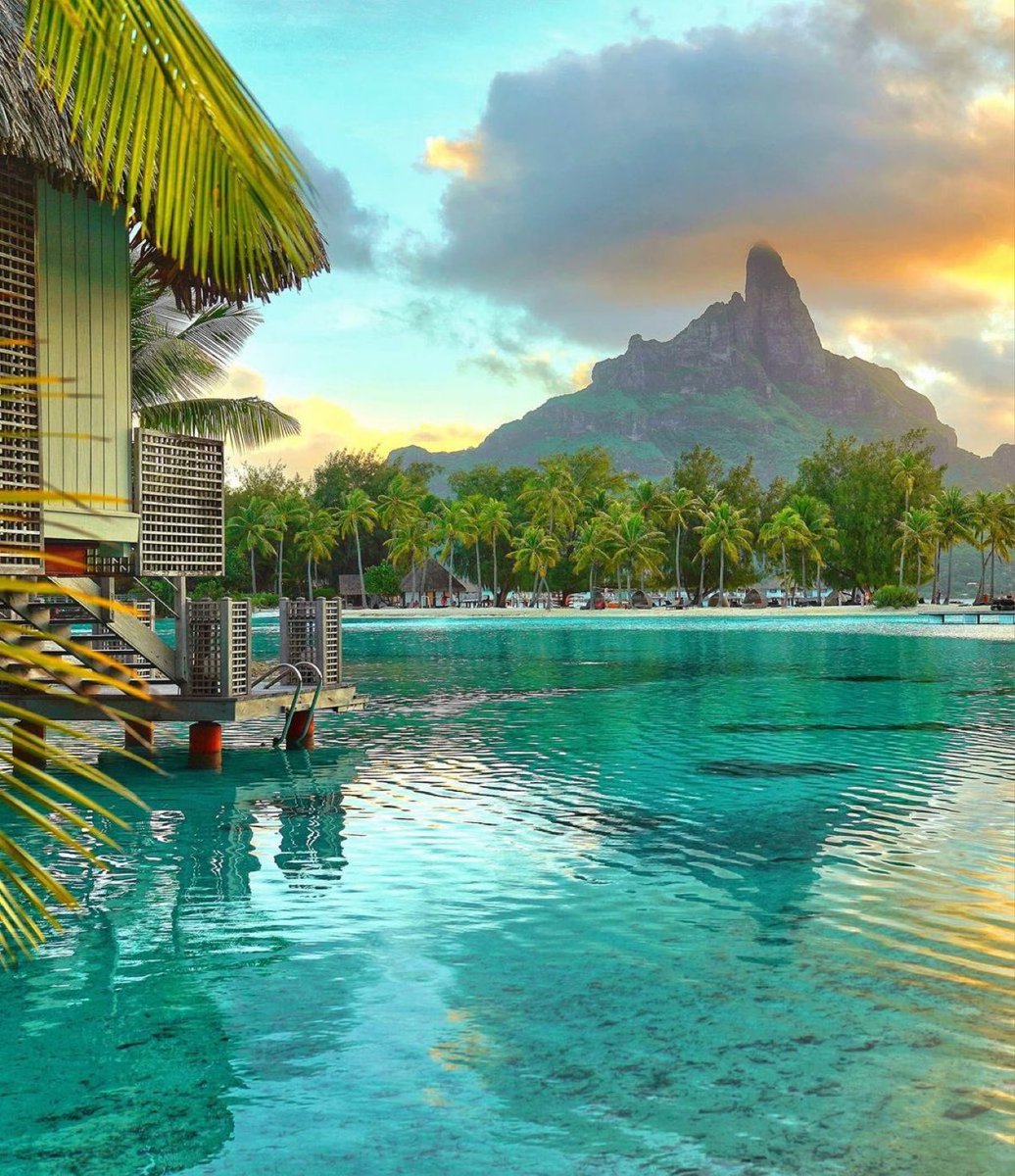 viewsoff_'s tweet image. Bora Bora
