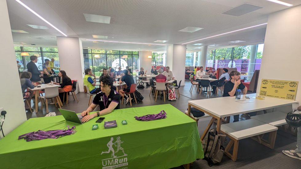 SocialResponUoM's tweet image. Over 100 colleagues came together on 30 April to celebrate active travel at our latest staff breakfast promoting healthier commutes & a more sustainable campus.
Find out more here: socialresponsibility.manchester.ac.uk/all-news/staff…