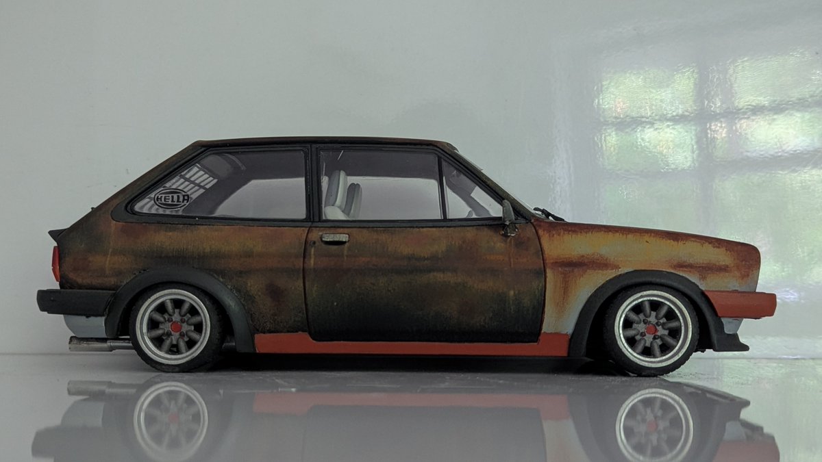RustNDustUK's tweet photo. Another commission completed, Fiesta Rat. #Fiesta #Ford #FordFiesta #Rat #RatRod #Diecast #Diorama #BarnFind #RustNDustUK https://t.co/XHYqDZyzJM