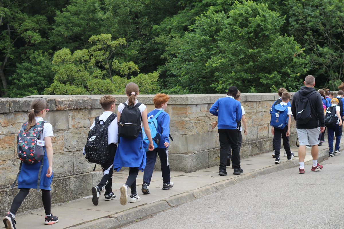 DioceseofDurham's tweet image. Last week, pupils from Durham Blue Coat CE Aided Junior school led an impressive #pilgrimage from Finchale Priory to @durhamcathedral. Along the 2.5 mile route, were opportunities to pause, pray & reflect. Read more 👉 bit.ly/447hcej