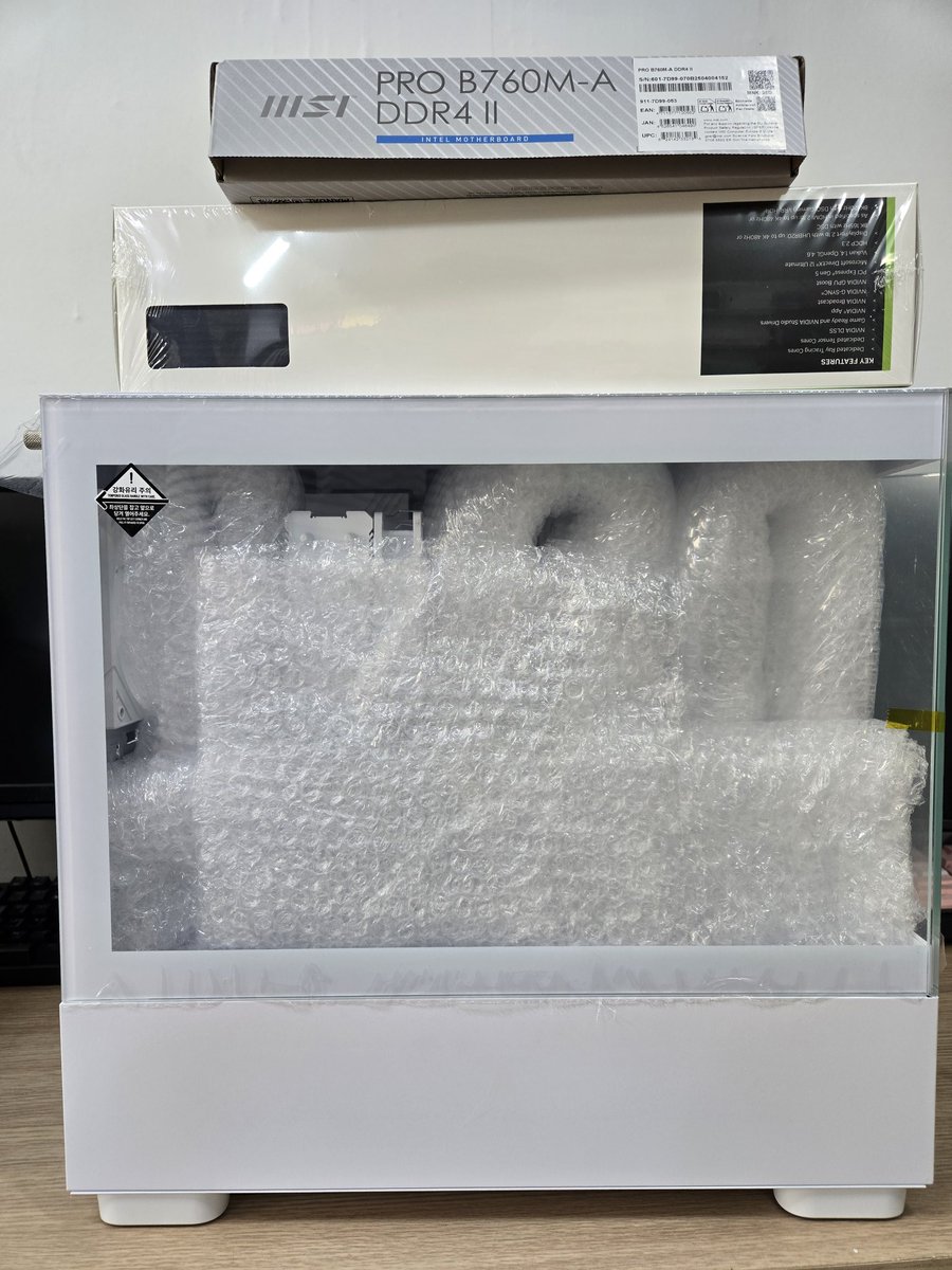 재우컴에서
컴 샀어요
미친 친절함
미친 뽁뽁이
미친 컴퓨터 (전부 p)
저는 이제 파판 중독자예요
(사진은 까먹어서 재우컴에서 준 걸로)
<a href="/jaewoocom3/">뽁뽁이 맛집재우컴 🖥 (견적상담,버튜버,파판14,인조이,클튜,에펙)</a>