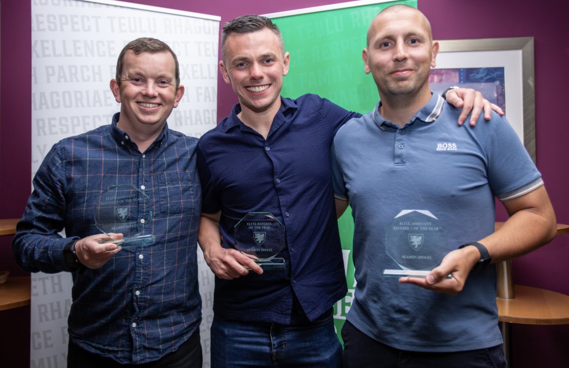 John Jones tweet media