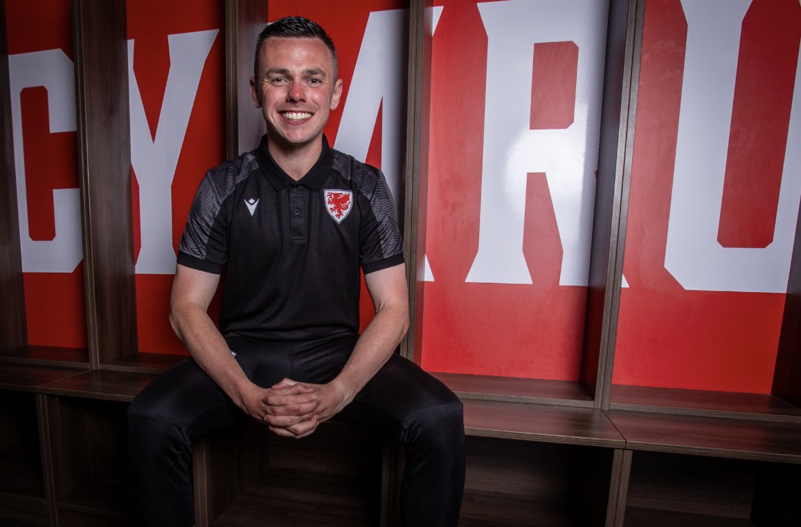 John Jones tweet media