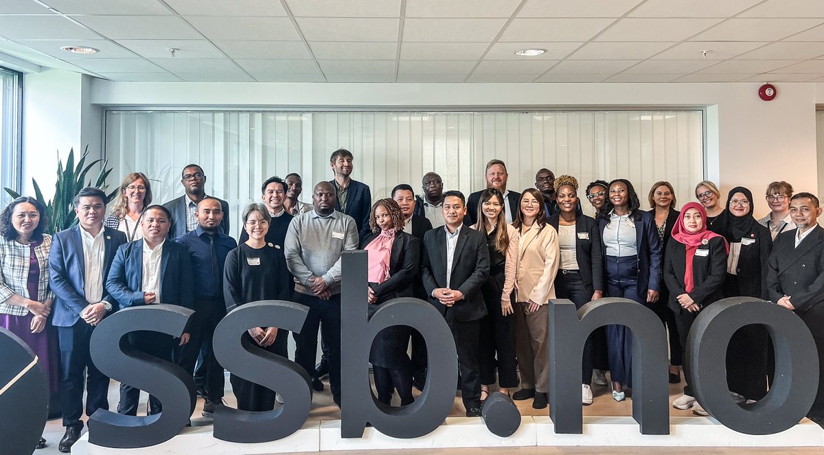 EFTAsecretariat's tweet image. Last week in Oslo, EFTA worked with Statistics Norway to host a workshop on NADABAS - a piece of software for compiling national accounts.
Experts from @SACUSEC and @ASEAN explored how to implement NADABAS to strengthen economic data.
🔗efta.int/media-resource…