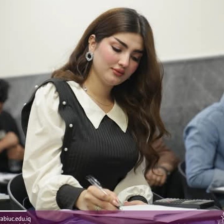 بناتنا الحلوات اثناء الامتحانات ماشاءالله 🇮🇶 🤍