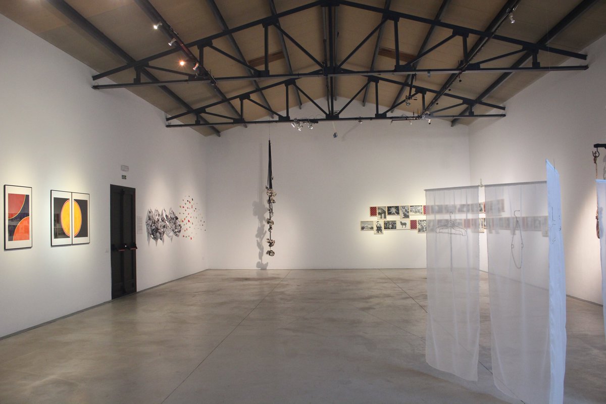 'Con-Fusiones' en #CentroDadosNegros #VillanuevaDeLosInfantes 
dadosnegros.com/2025/noticias/…