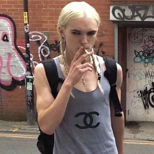 Denis ⚡ tweet media