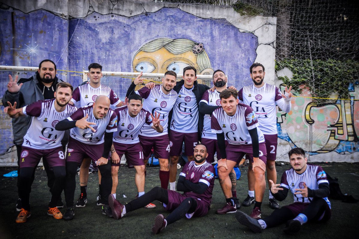 Que banda hermosa <a href="/LanusLat/">Club Lanús - LAT</a>