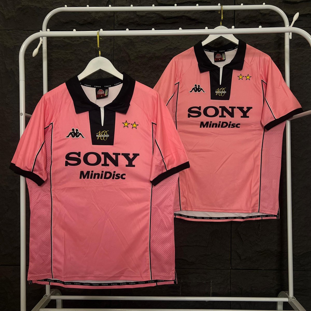 BF_AFC's tweet image. JUVENTUS RETRO JERSEY COLLECTION 

AVAILABLE IN: M, L, XL, XXL, 3XL &amp;amp; 4XL

FOR: N23,000

#jerseyvillage 
#JerseyLife 
#juventusfc 
#retroJersey