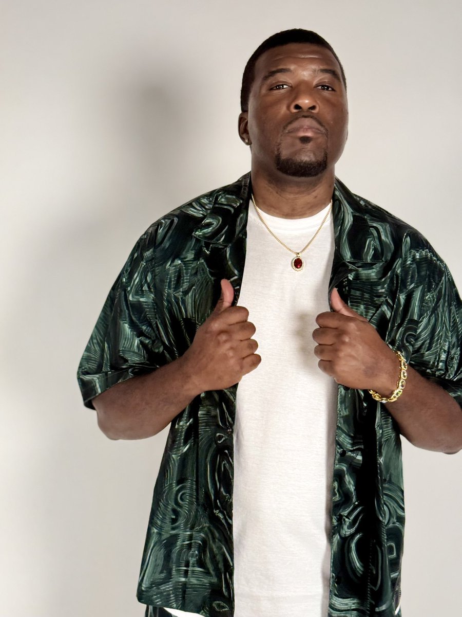 Mr Marc D tweet media