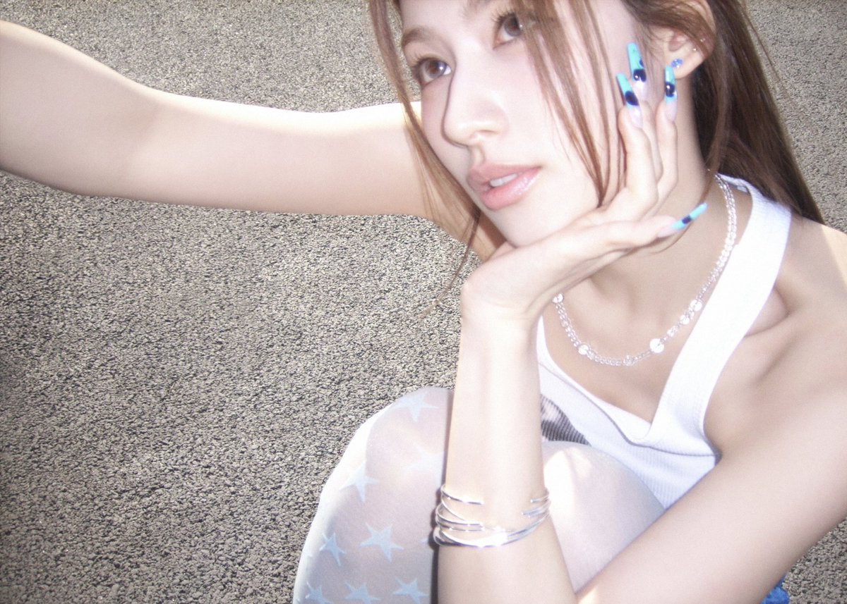 sana universe ₍⸍⸌̣ʷ̣̫⸍̣⸌₎ tweet media