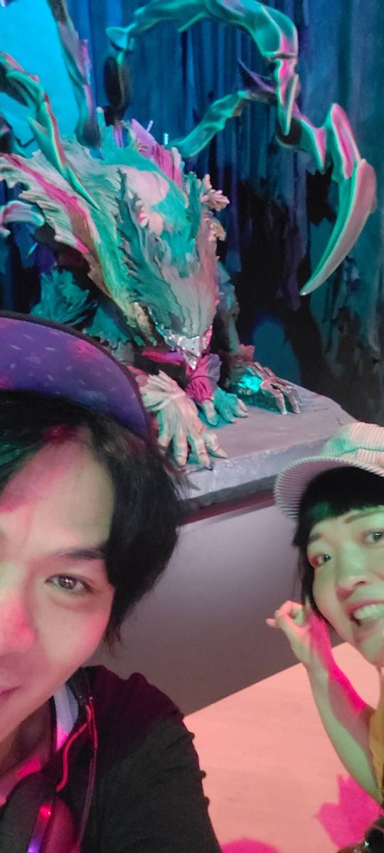 okarina_okazu's tweet photo. 犬塚大冒険さんがチケットを当てて下さり
僕のヒーローアカデミア原画展に行くことができました！！！
14:00過ぎに入場してグッズ買って出てきたら19:20くらいで驚きました。展示物が多いし堀越先生の壁の落書きも聞いてた以上にあるしグッズも欲しかったの全部買えて最高でした🎵カフェも行きたい https://t.co/WSjImcZgDi