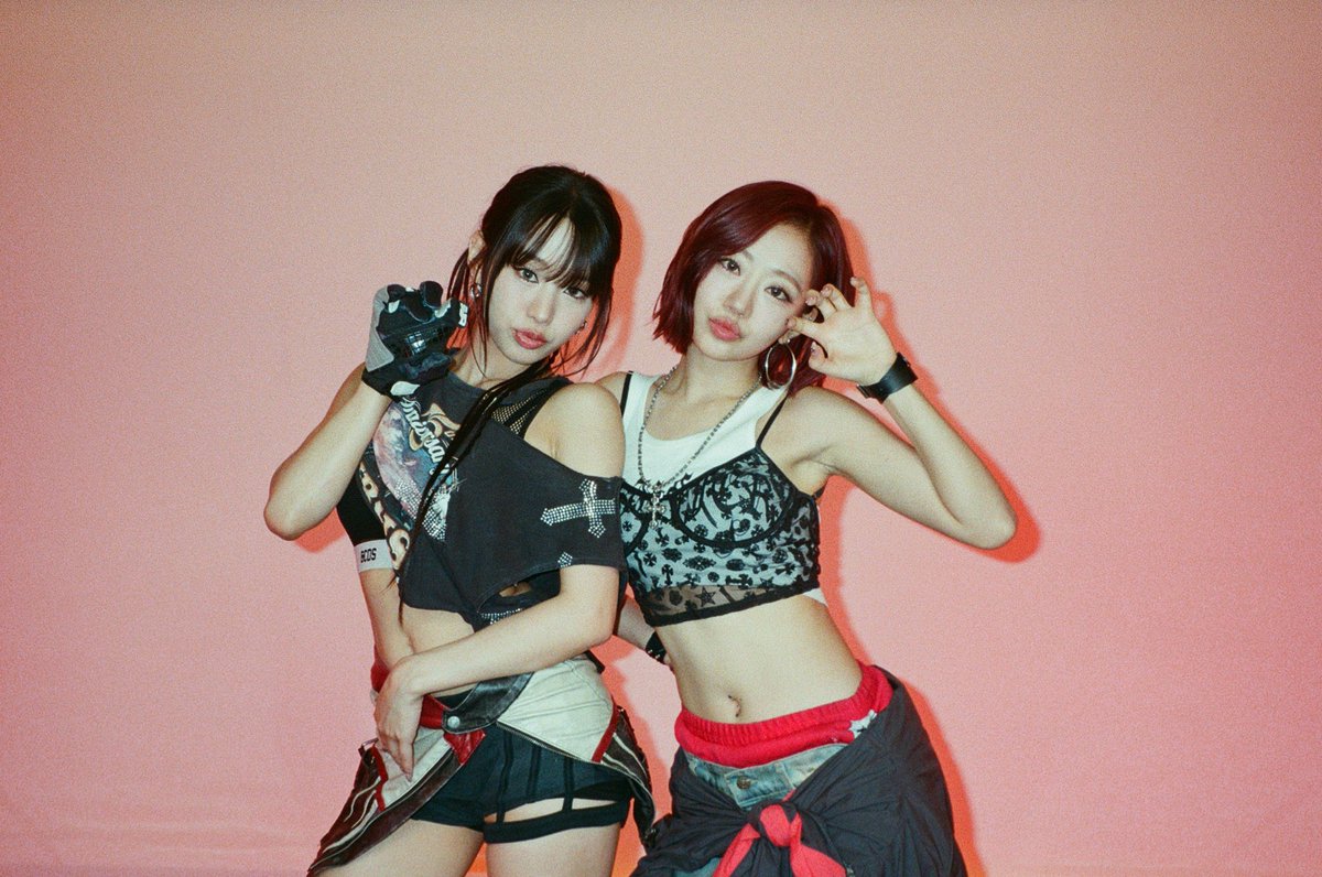 ❲ 📸 ❳ 30.06.25 | photos 

ᦈ Natty et #JULIE (<a href="/JULIEFRANCE_FAN/">JULIE FRANCE 💋</a>) pour les behind de MPD

#NATTY #나띠 #KISSOFLIFE #KIOF