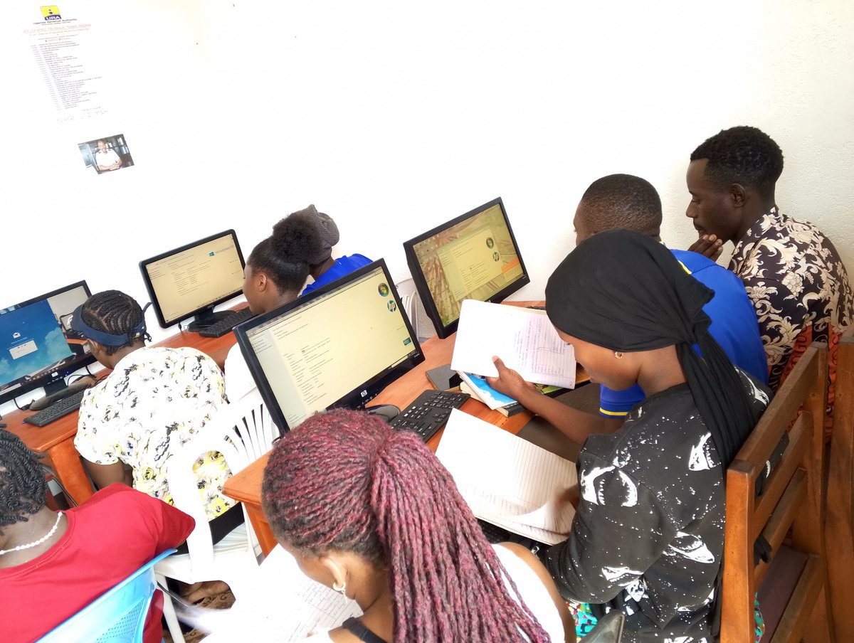 ChanceTsindika's tweet image. UADSSK.
#UNIVERSAL ACCESS 2 DIGITAL SKILLS & SERVICES for #KASESE.
This program @CTsindika is aimed at Empowering & onboarding rural citizens 2 become part of the currently moving Digital Bus of UGANDA DIGITAL ACCELERATION PROG,driving the Country to UGANDA DIGITAL VISION 2040.