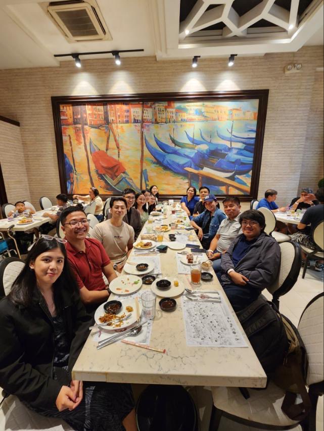 krixiasINQ's tweet image. My Inquirer colleagues: my dearest friends, my second family, the best and brightest in this industry. I hold all of you close to my heart. I love you all so dearly. 💙