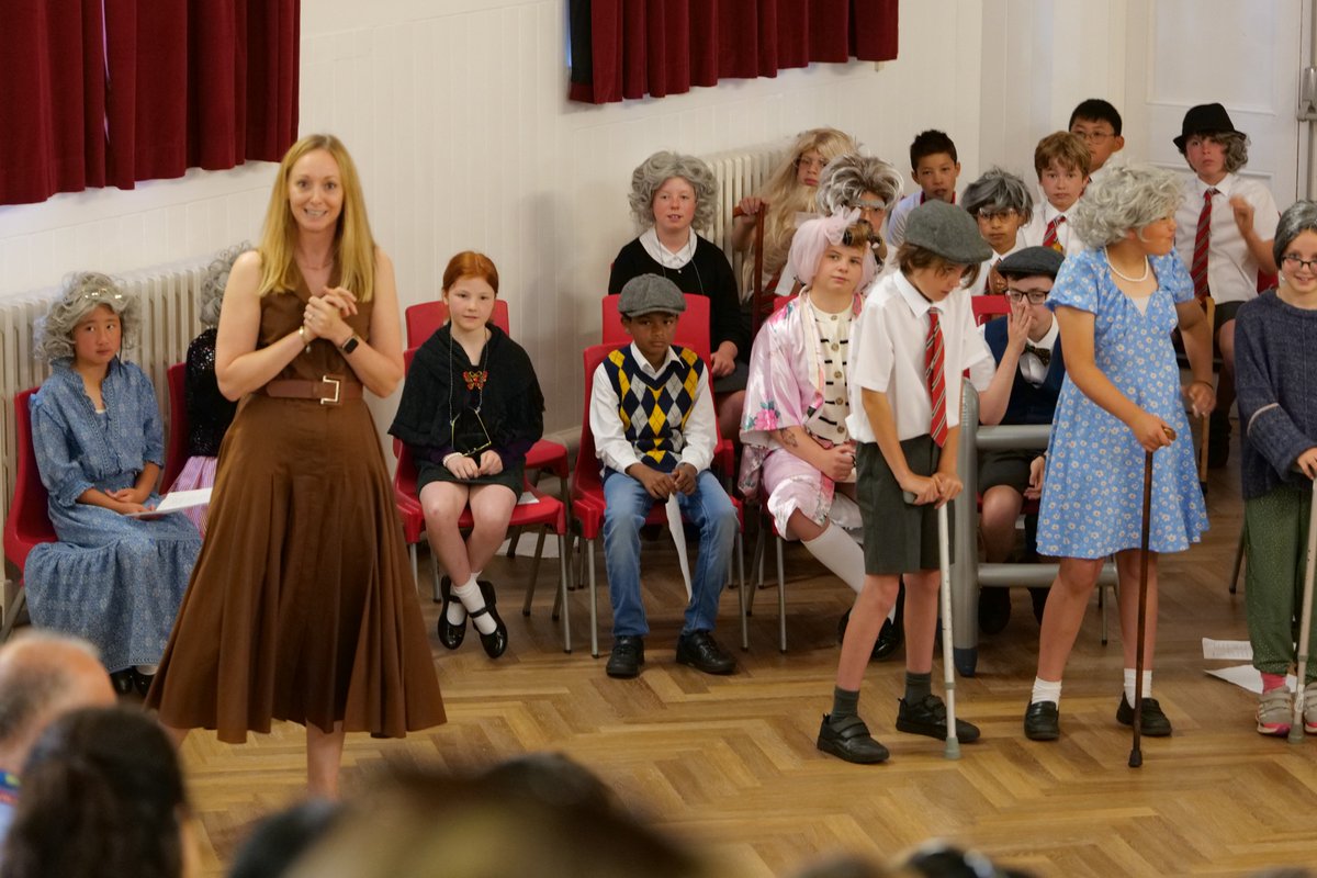 Our Year 6 leavers celebrated their time at NULS Prep with a “60-Year School Reunion”-themed celebration.

They shared fond memories and lessons learned whilst at NULS Prep, with Mrs Thompson praising their standout achievements in sport, the arts, and academics.  

#WeareNULS