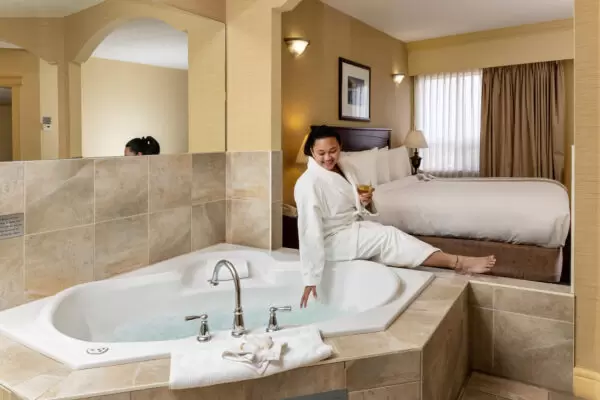 Hotel Spotlight: Chateau   Nova Kingsway
 Located near downtown &amp; the old  City Centre Airport — the perfect balance of comfort, convenience, and   hospitality.
Book now: 
  🔗 edmontonsbesthotels.com/hotel/chateau-…
  #YEGHotels #HotelSpotlight   #EBH123Deal #VisitEdmonton
