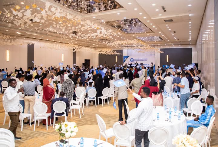 Waxaan habeenimadii xalay ahayd ka qaybgalay munaasibada xuska todobaadka xoriyada oo lagu qabtay magaalada Muqdisho. Madashan oo ay soo agaasimeen Golaha Dhalinyarada Qaranka ayaa si wayn loogu xusay taariikhda iyo muhiimada ay leedahay maalmaha xoriyada Soomaaliya.

Madashan