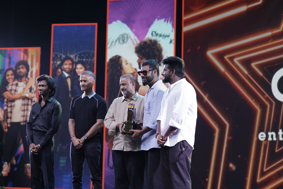 PraveenRaja_Off's tweet image. Absolute blast of an experience styling The Dragon @pradeeponelife . What a fun ride ! Thank you @Dir_Ashwath @Ags_production @archanakalpathi mam for all the trust and love. Well deserved 100 days.
Thanks to my team without whom none of this is possible.