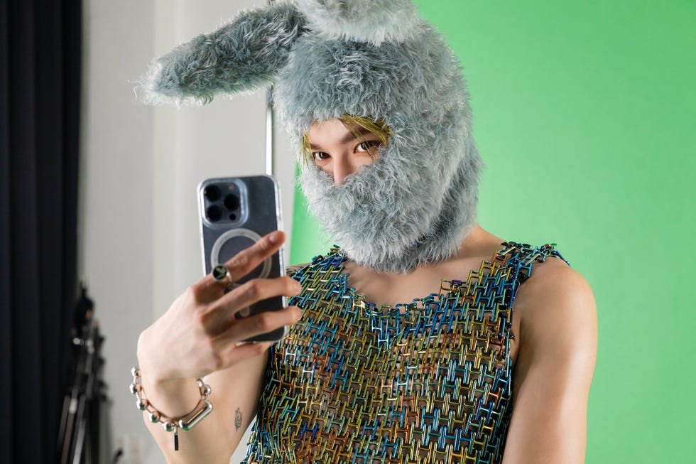 7月1日はNCTの”カリスマリーダー”テヨンの30歳のバースデー🌹　『エル・ジャポン』2023年6月号で特別版カバーを飾ったスペシャルシューティングの舞台裏を、ギャラリーで一挙振り返り📸
#HAPPYTAEYONGDAY #TAEYONG

▼記事はこちら
bit.ly/45P8xP2